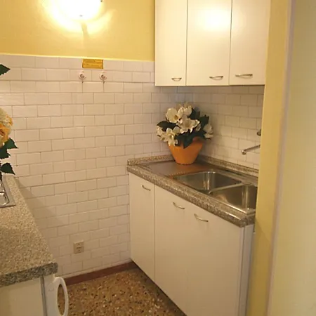 In 24578 Apartamento *